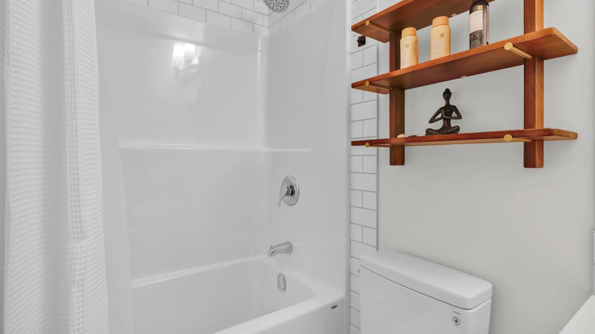 1 Bedroom Suite Stylish Coffee Station Stocked Edmonton Canada